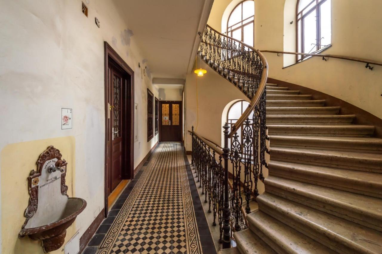 Beautiful 1 Bedroom Near Schönbrunn Palace Apartament
