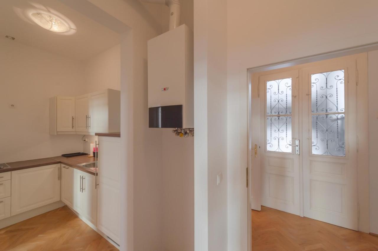 Beautiful 1 Bedroom Near Schönbrunn Palace Apartament *